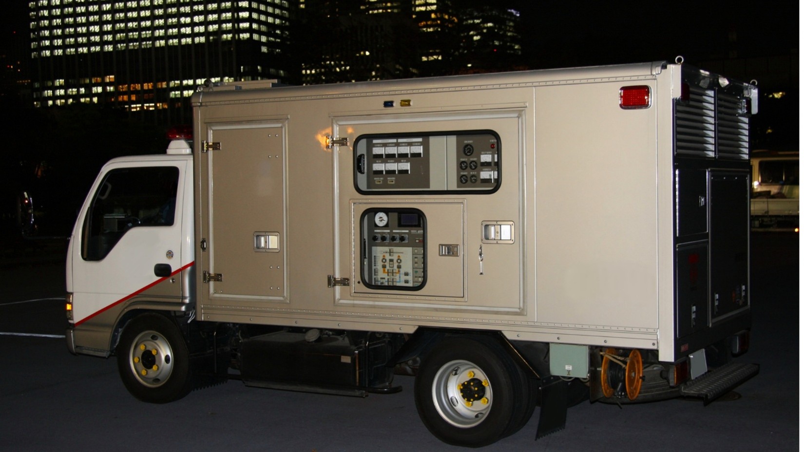 UPS trailer mounted rental in Houston